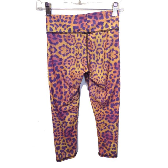 TEEKI GOLD AWAKENING LEOPARD HOT PANT Capris LEGGINGS Small (tag says large) - Picture 3 of 5